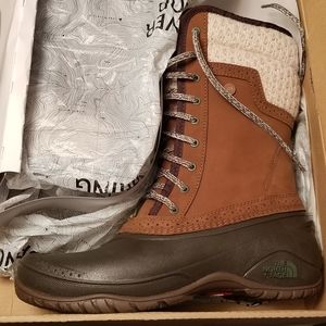 North face women's boots
